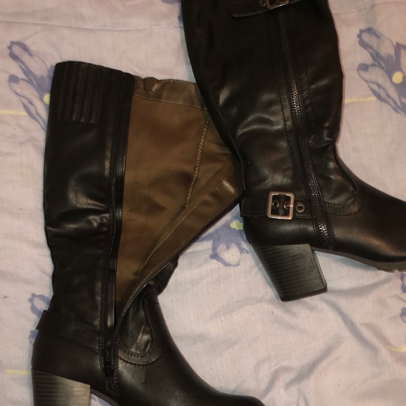 Black healed white mountain boots - Picture 2 of 2